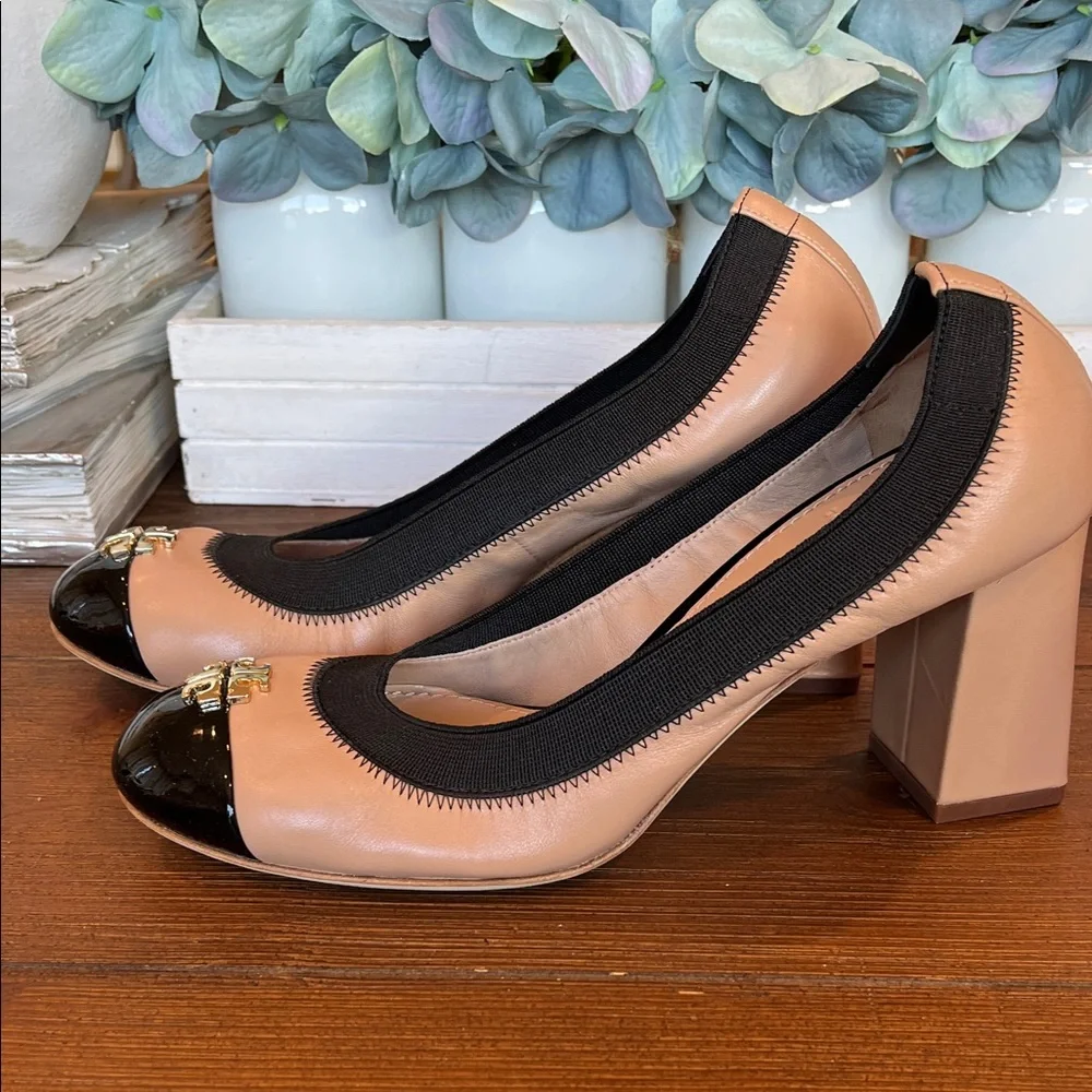 Tory Burch Jolie 75MM Pump Classic Sheep Soft Patent Tory Beige/ Black - Picture 5 of 16